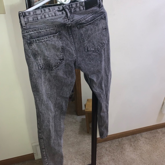 Forever 21 men’s jeans - Picture 2 of 4
